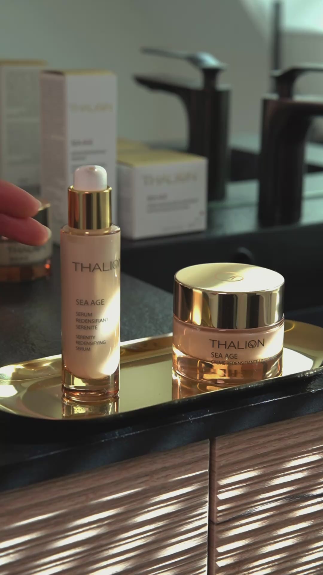 Charger la vidéo : Rituel " SEA AGE" Thalion