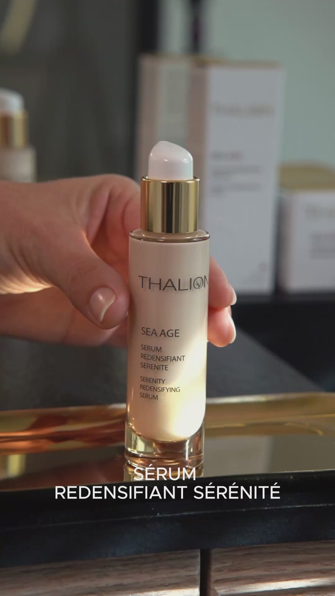 Charger la vidéo : SEA ÂGE Sérum Redensifiant Sérénité Thalion