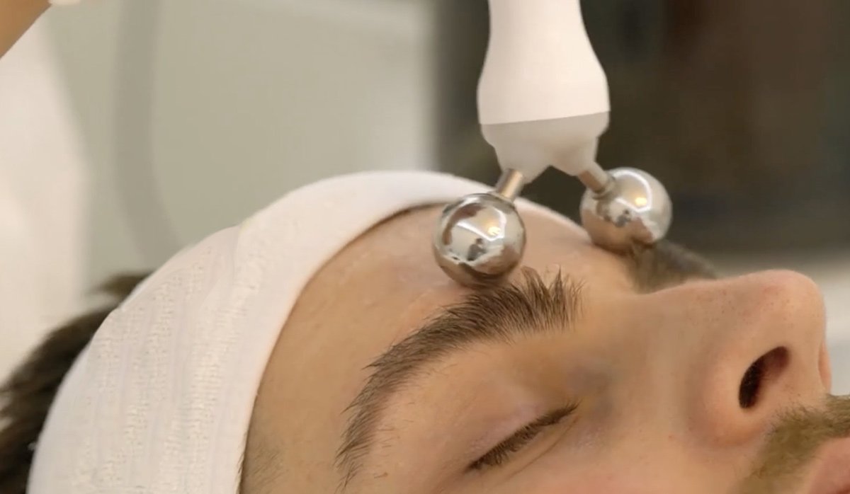 Soin Visage Haute Performance Aquapure à Paris - 60 min
